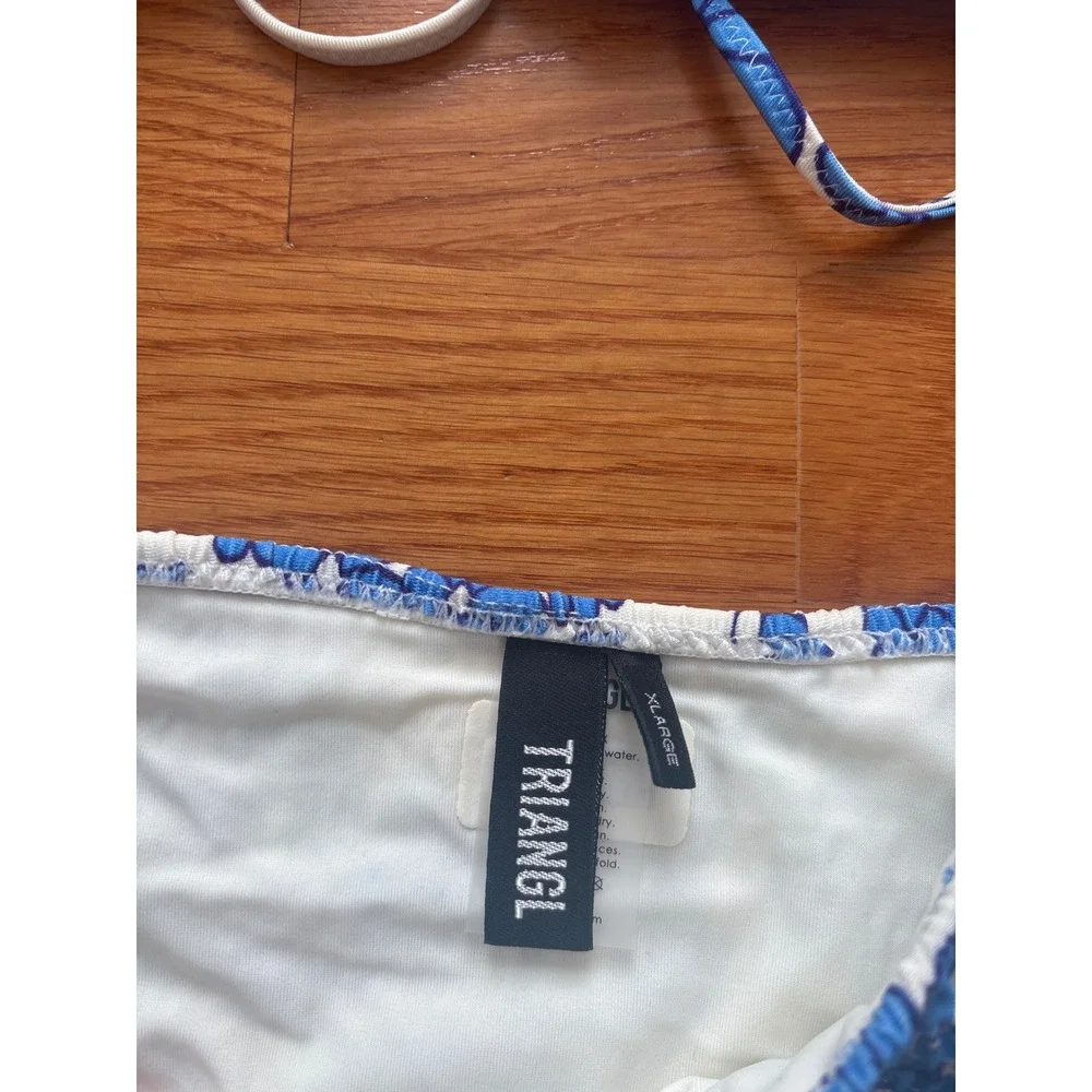 TRIANGL Floral Smocked Bikini Swimsuit Blue‎ White XLarge With Pouch